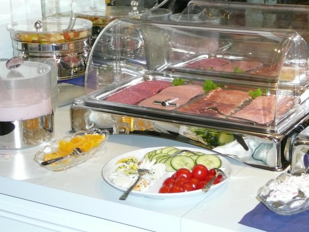 מינכן Hotel Konigswache מראה חיצוני תמונה