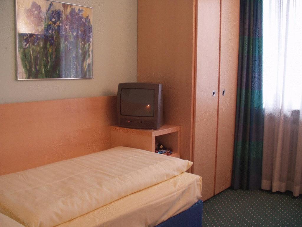 מינכן Hotel Konigswache חדר תמונה